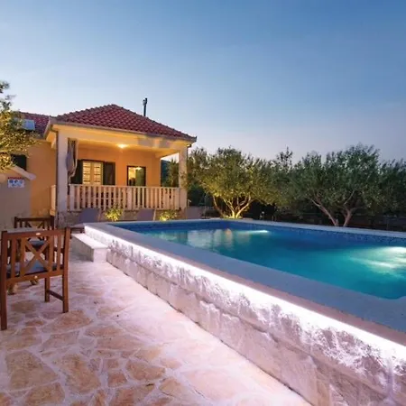 Villa Olive Casa Plano